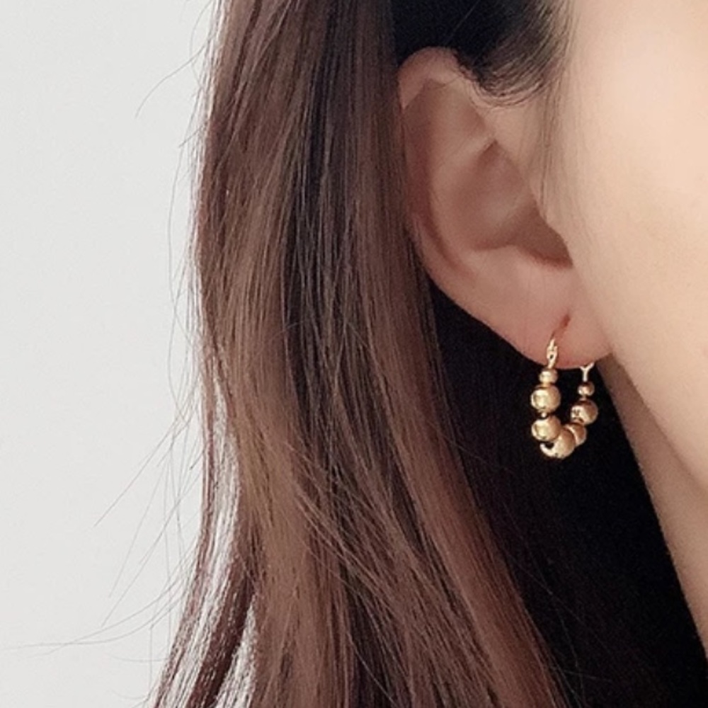 NEW GOLD ROUND BEADS HOOP EARRINGS, NICE EARRINGS, CUTE EARRINGS - Picture 3 of 6